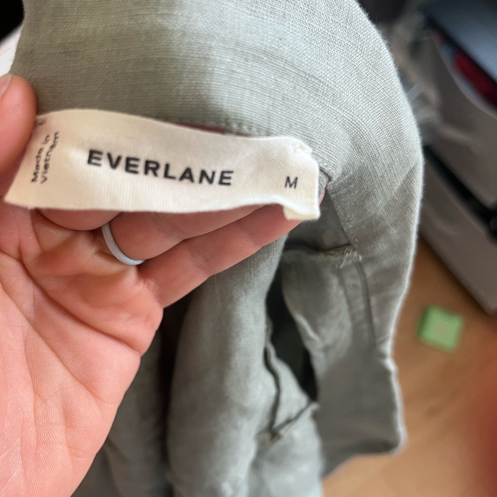 Everlane Sage Green Short Sleeve Dress - Picture 6 of 8
